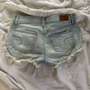 American Eagle  distressed denim shorts. Size 0 Photo 4