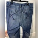 Lane Bryant  Distinctly Bootcut Curve Hugging Contrast Stitching Jeans Sz 16P Photo 1