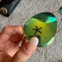 Ray-Ban Green Polarized Classic Aviator Photo 1