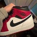 Nike Jordan 1 Mid Photo 10