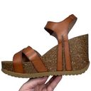 Kori Bjorndal  Brown Wedge Crisscross Cork Sole Sandals Women's Size 7.5 Photo 11