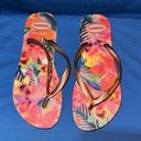 Havaianas  Size 7/8 Tropical Flip Flops Photo 0