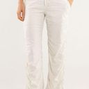 Lululemon  Studio II Pant Liner in Polar Cream Size 4 Bin 247 Photo 0