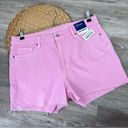 Old Navy Nwt  OG straight 3” shorts in pink Photo 1