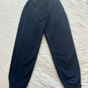 Lululemon Scuba Sweatpants Cropped Photo 0