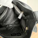 Salvatore Ferragamo black Ganci textured leather shoulder bag Photo 11