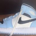 Air Jordans 1 Mid GS Ice Blue / Black / Sail Photo 1