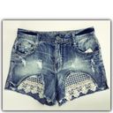 Vanilla Star Jeans 𝅺CROCHET trim high waisted jean shorts Jr size 3 Photo 3