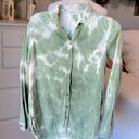 True Craft Blouse Green Tie Dye Long Sleeve Button Down Front Womens Small Worn Once Photo 3