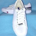 Tommy Hilfiger 𝅺 Laddi 2 white gold silver size 7 1/2 M Photo 1