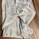 Vince Camuto NWOT  Double Later Silver Shimmer Gray Flowy Tank Top Sz MEDIUM Photo 5