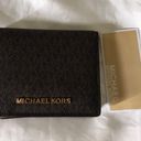 Michael Kors New  Billfold  Wallet Photo 0