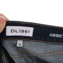 DL1961  Abbey Petite Boot Dellow Jeans Size 26 Photo 7