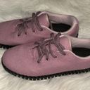 Comfortview Woman’s  Pink and Black Sneakers Size 9.5 Photo 0