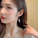 Elegant Flower Dangle Drop tarrings for Women, Pearl Earrings, Flower Earrings Gold Photo 3