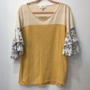 Umgee Boho Boutique floral yellow  shirt size Medium Photo 4