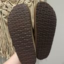 Cushionaire Birkenstock Clogs Knock-Offs Photo 4