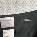 prAna  Black Workout Active Athleisure Hiking Outdoor Shorts Size Small EUC Photo 1