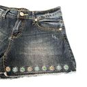 Guess  daisy flowers embroidered jeans shorts Photo 2