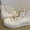 Converse  Chuck Taylor All Star Lift Platform 'Embroidered Floral  Photo 1