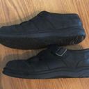 Teva  Brunswick black leather sz 7.5 Photo 2