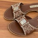 Brighton  “Osprey” Brown Leather Contrast Stitch Flower Flat Sandals Size 8M Photo 10