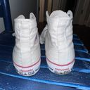 Converse White Photo 2