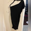 Torrid  Size 1x BLACK ONE-SHOULDER SHORT SLEEVE RUCHED BODYCON DRESS Photo 4