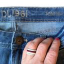 DL1961  Toni High Rise Cropped Jeans Photo 4