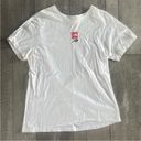 The North Face Size XL White Athletic T-Shirt Photo 1