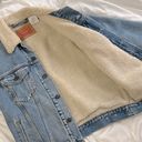 Levi’s Sherpa Lined Trucker Jacket Women’s Photo 2