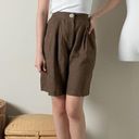 Bermuda vintage 90s brown linen high waisted pleated front  dressy mom shorts Photo 3