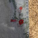 Gloria Vanderbilt Embroidered Capris, Size 14 Photo 1