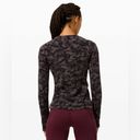 Lululemon  2021 Runderful Long Sleeve Heritage Camo Black Lunar Rock swiftly sz 6 Photo 2