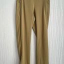 All In Motion  Women's High Waist Olive Pants XS Casual Relaxed Fit with Pockets Photo 0