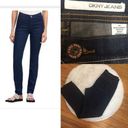 DKNY Authentic  Stretch Skinny Jeans! Nice fit! Photo 1