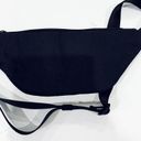 Lululemon  waist bag in black Photo 5