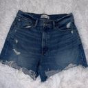 Abercrombie & Fitch  The 4” High Rise Mom Short size 10 / 30 Medium Wash Jean Photo 0