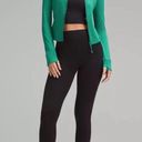 Lululemon  Cropped Define Jacket Nulu in Kelly Green Size 2 Photo 2