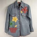 Daisy Vintage Size 10 70s  Appliqué Chambray Shirt Embroidered 3D Flowers Button Photo 2