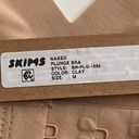 SKIMS NWT  Naked Plunge Bra Clay Size M Photo 6