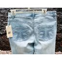 Bermuda REBA LADIES EMBROIDERED LIGHT BLUE DENIM 5 POCKET JEAN  SHORTS NEW 8 Photo 6