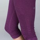 Lululemon  Womens Heathered Berry Yum Yum In The Flow Ruched Crop Leggings Size 6 Photo 0