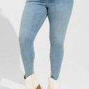 Torrid  Mid Rise Skinny Jeans Size 18R Stretch Denim Light Wash Plus Size Fashion Photo 0