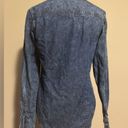 Pepe Jeans EUC  Blue Button Down Shirt with pockets size medium Photo 3