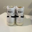 Nike Blazer Mid 77 Photo 1