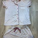 Pink pajamas set with button shirt and shorts Photo 0