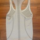 Lululemon Tank Photo 3