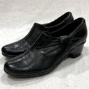 Clarks Betsie Black Leather Ankle Booties Size 7.5 Photo 3