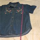 Brooks Bobbie  | Embroidered Hummingbird “90’s mom” Top Photo 11